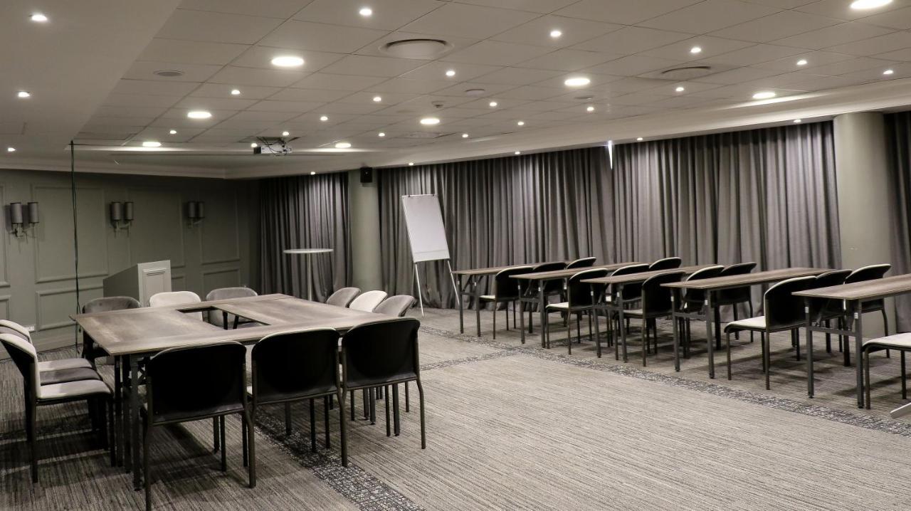 Mayfair Hotel Mthatha Eksteriør bilde